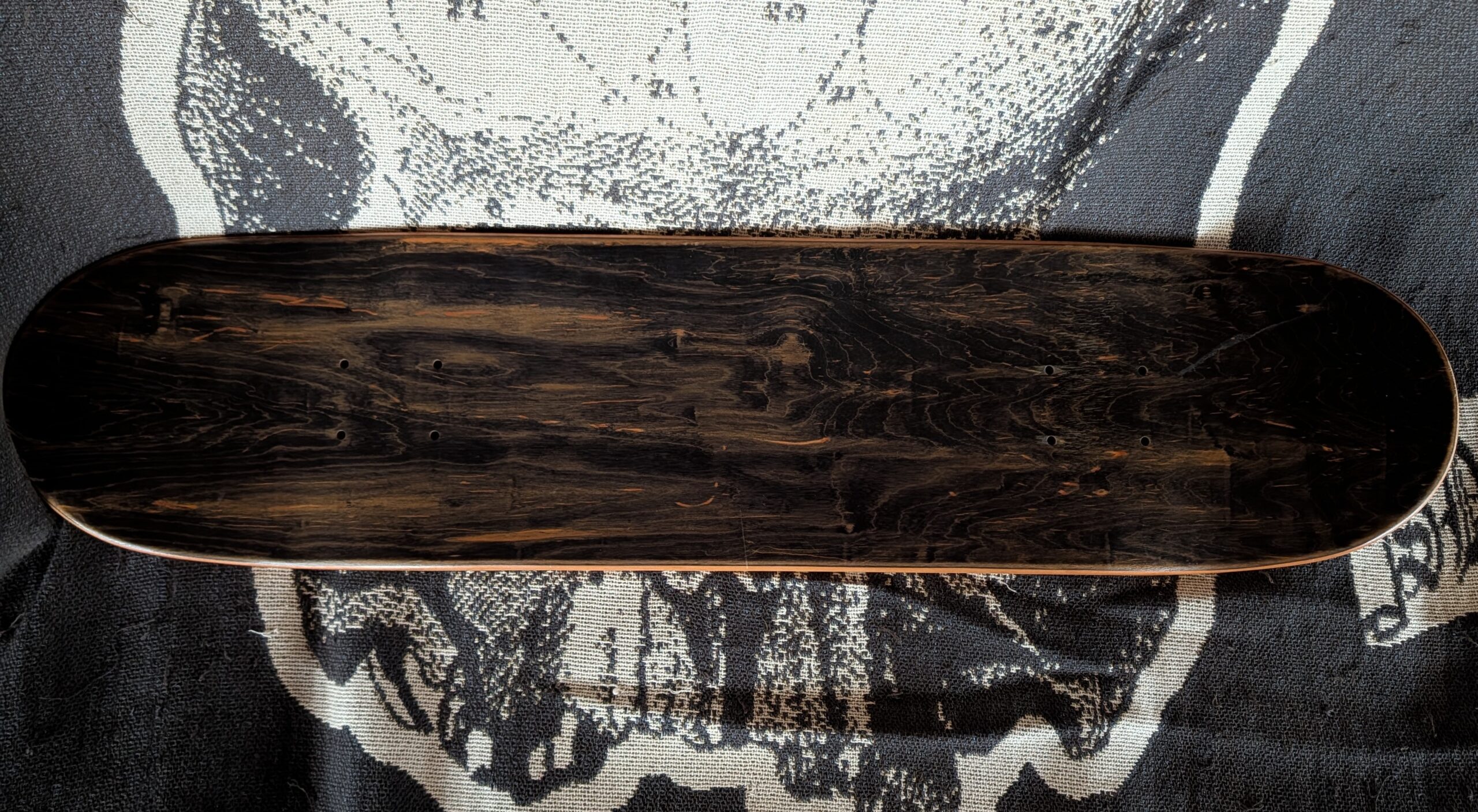 BLS 1919 Eternal Skateboard deck-top